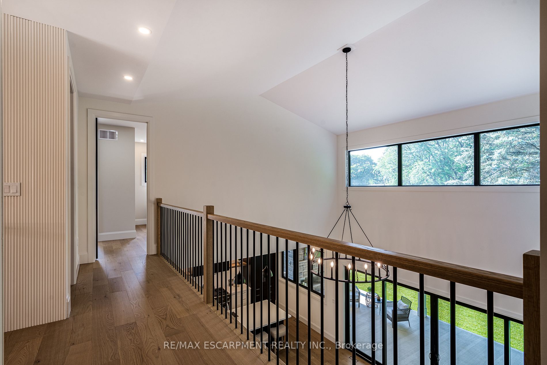 9 PARKER Avenue