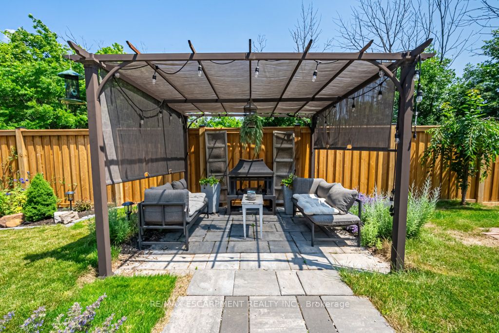 282 Lewis Rd