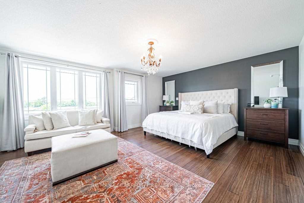 282 Lewis Rd
