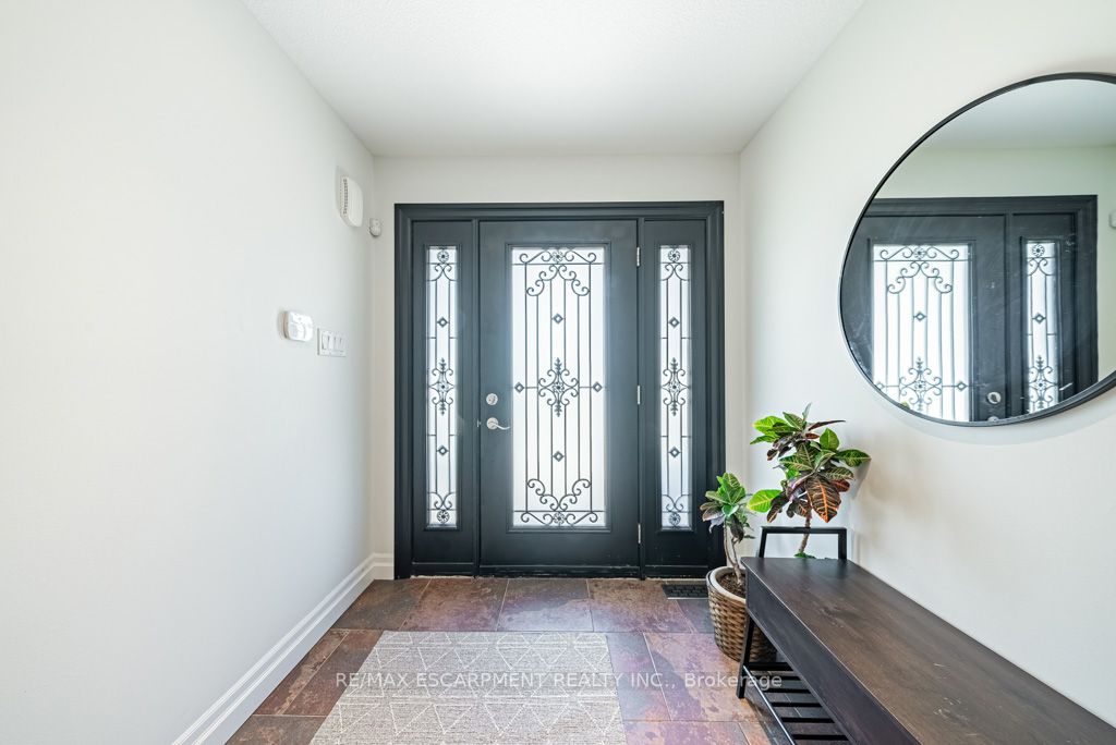 282 Lewis Rd
