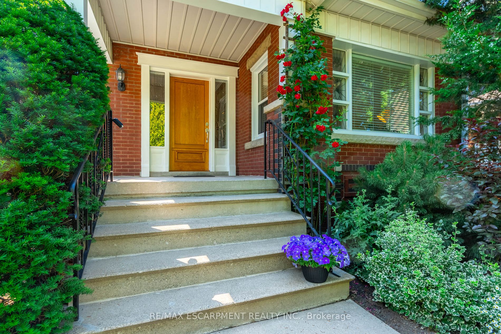 67 Lake Avenue Dr