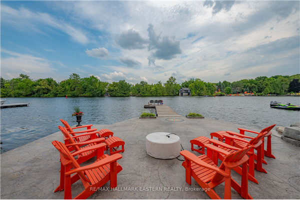 75 Riverside Dr, Kawartha Lakes