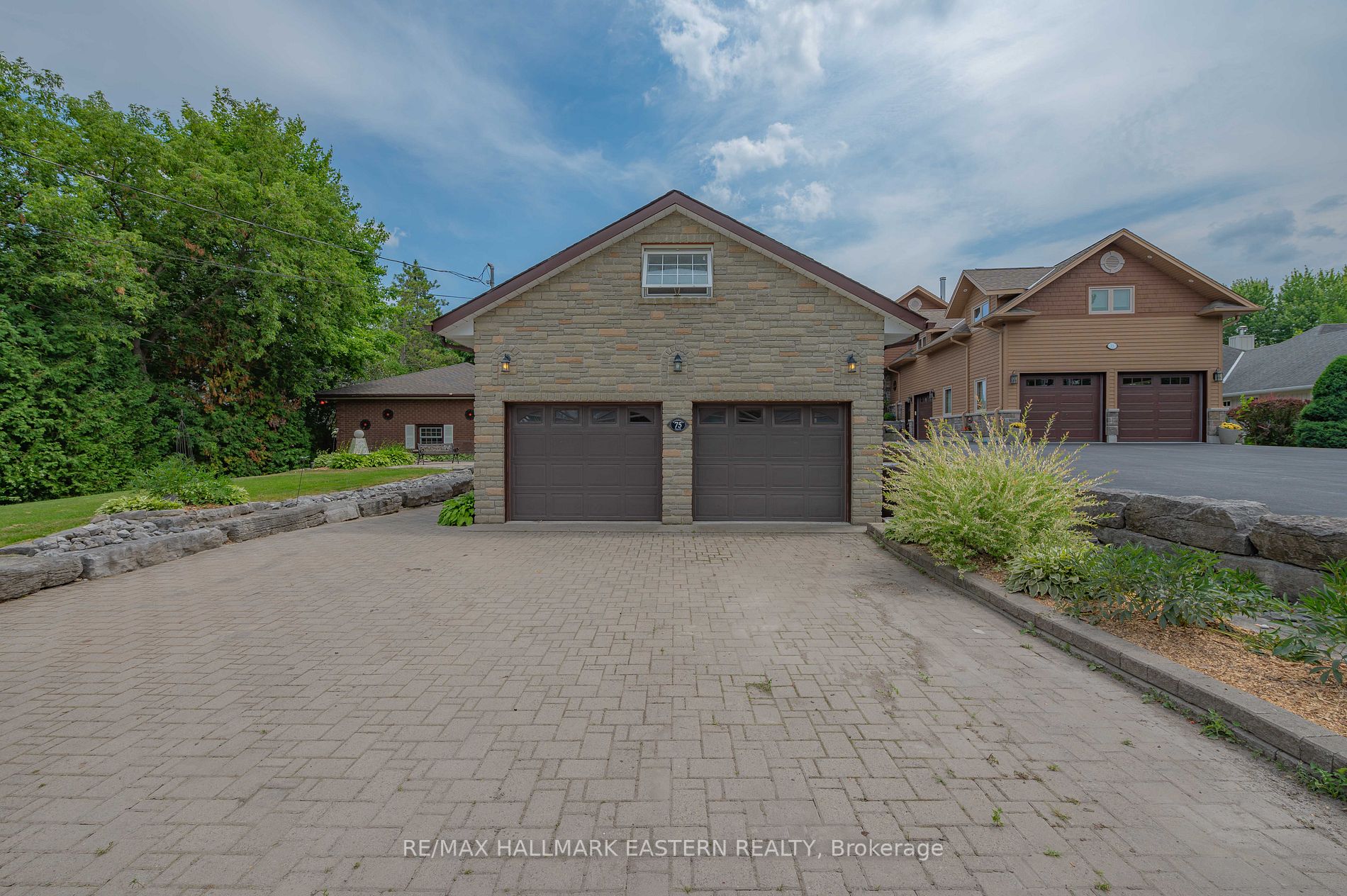 75 Riverside Dr