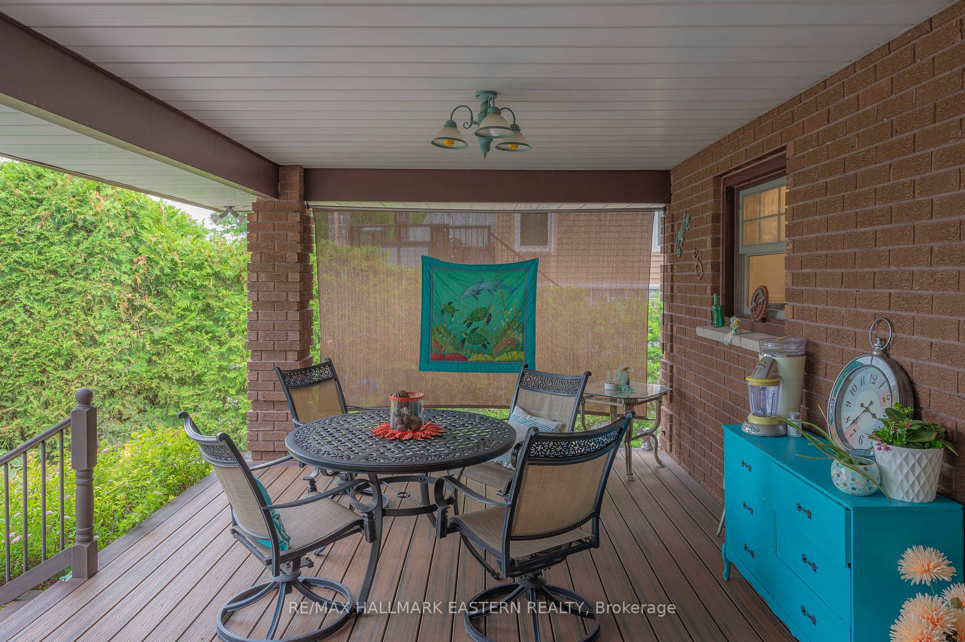 75 Riverside Dr