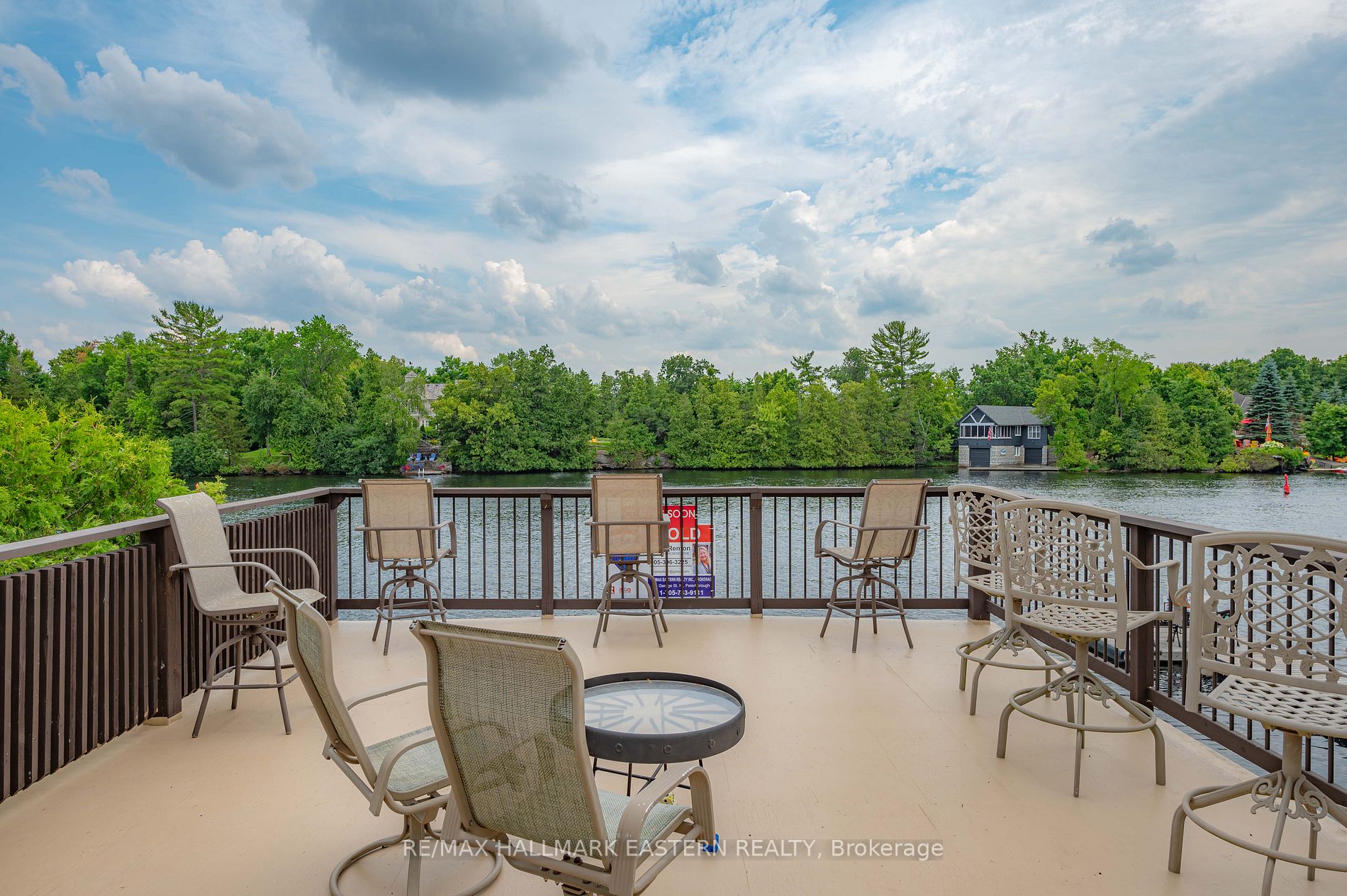 75 Riverside Dr