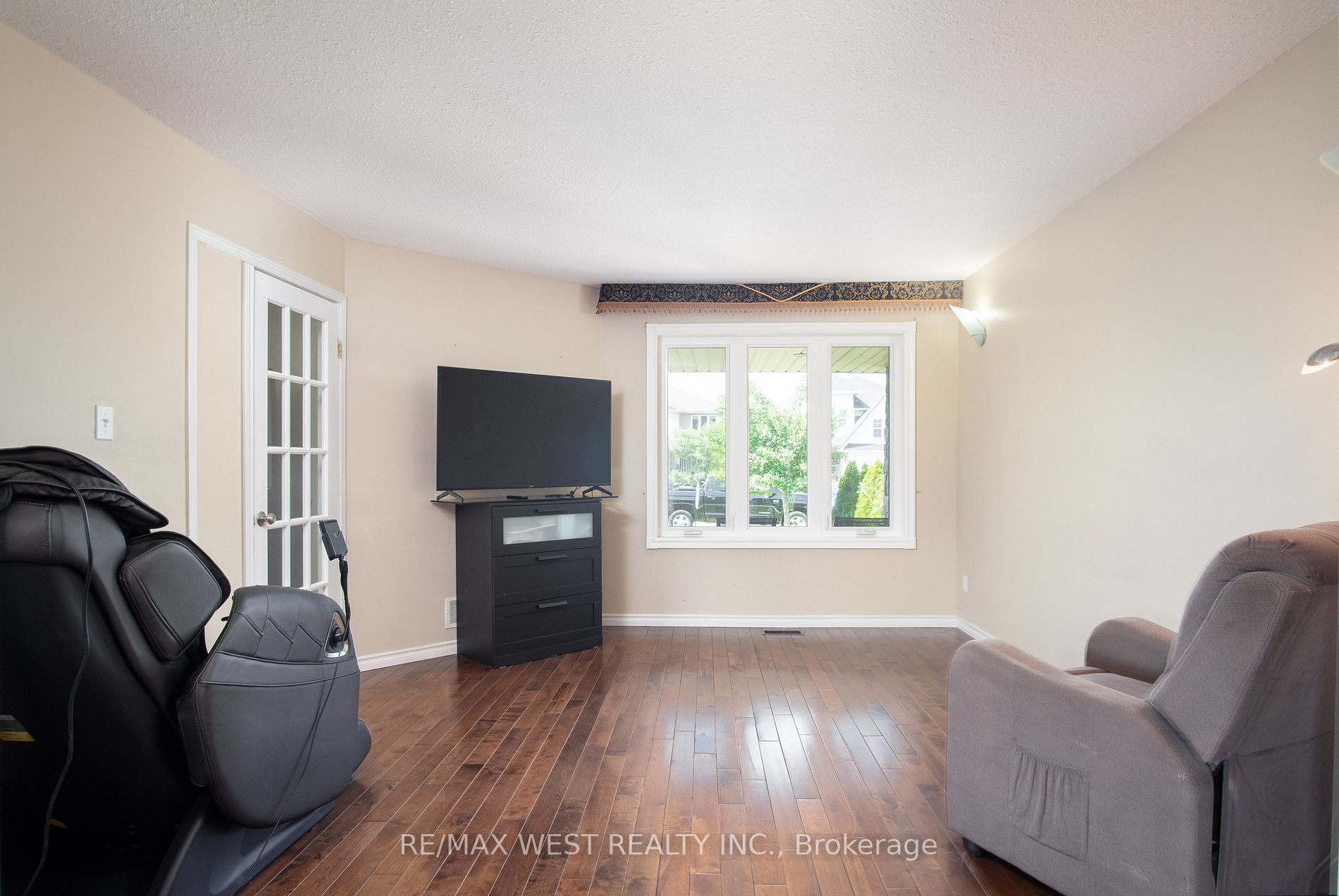 6 Paulstown Cres