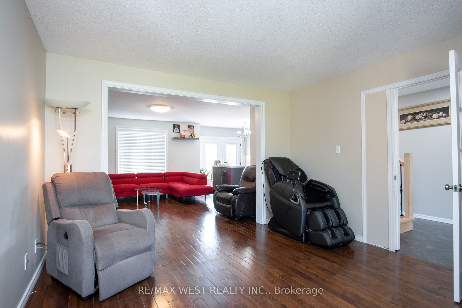 6 Paulstown Cres