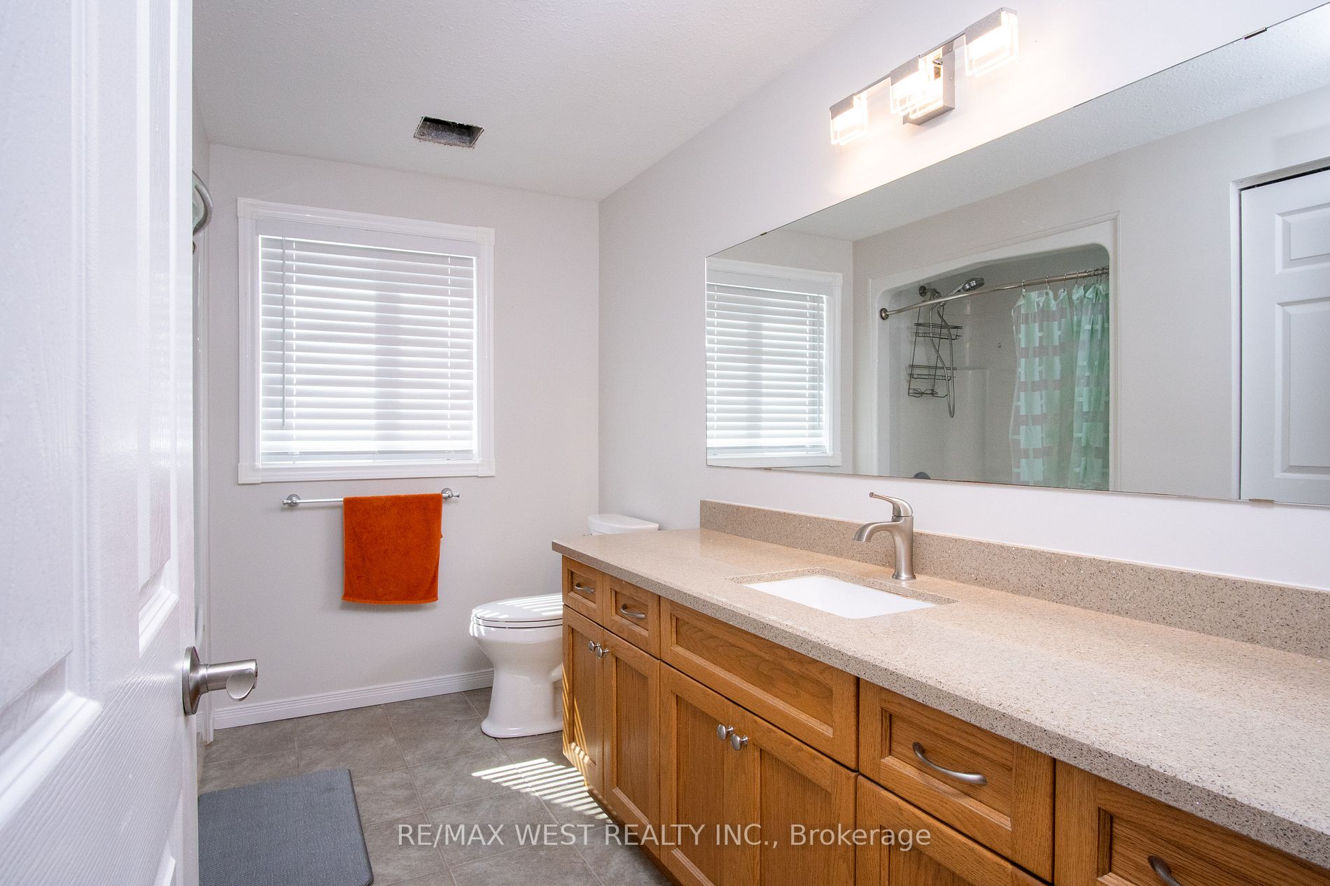 6 Paulstown Cres