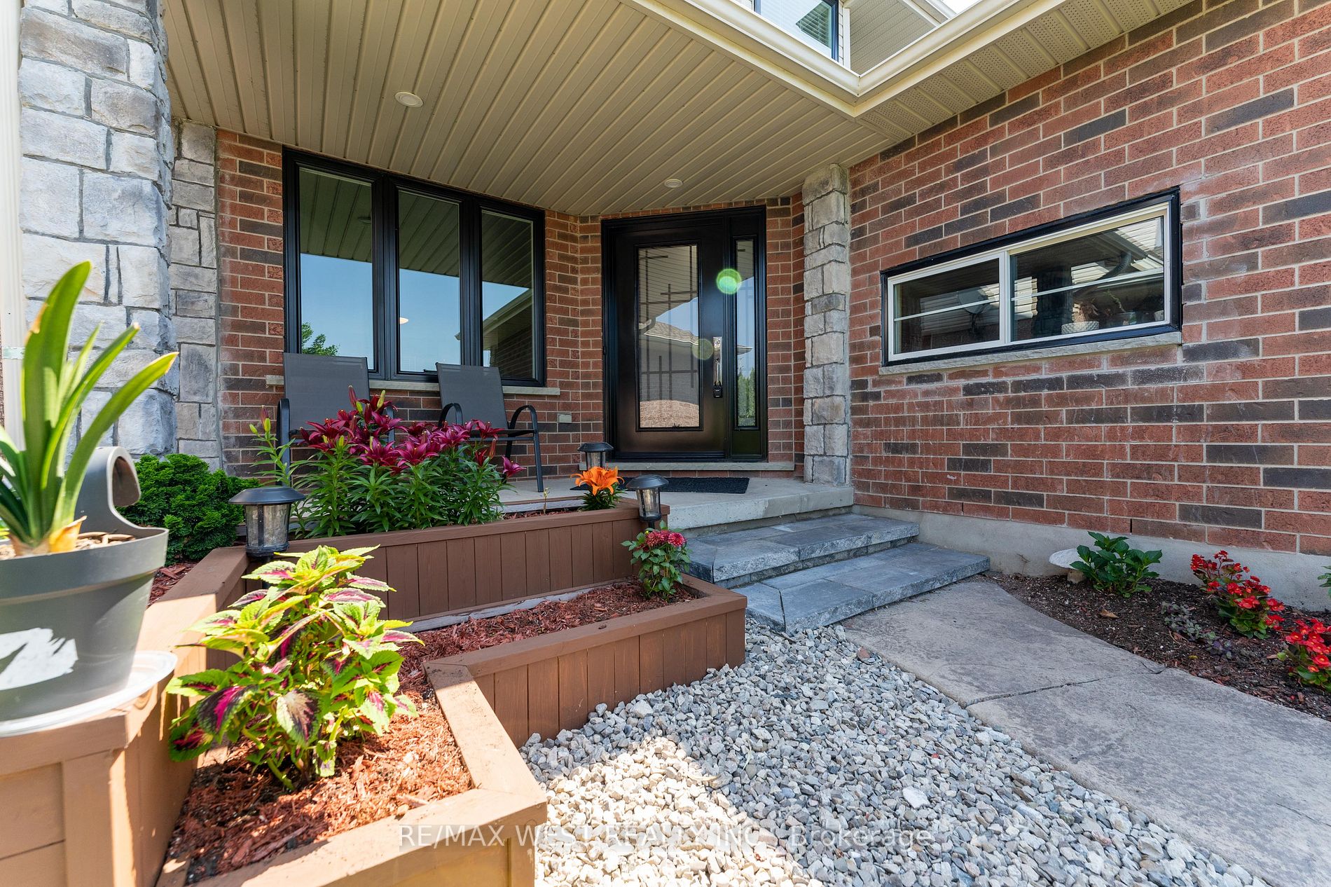 6 Paulstown Cres