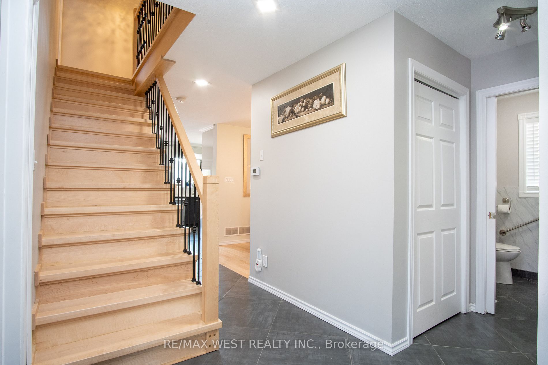 6 Paulstown Cres