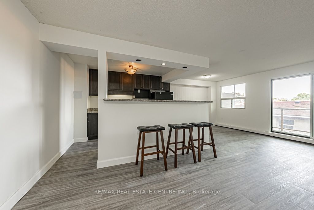793 Colborne Street, #204