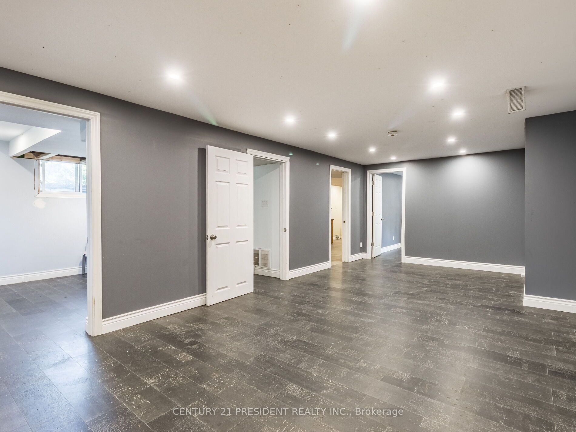 9612 Wellington  42 Road