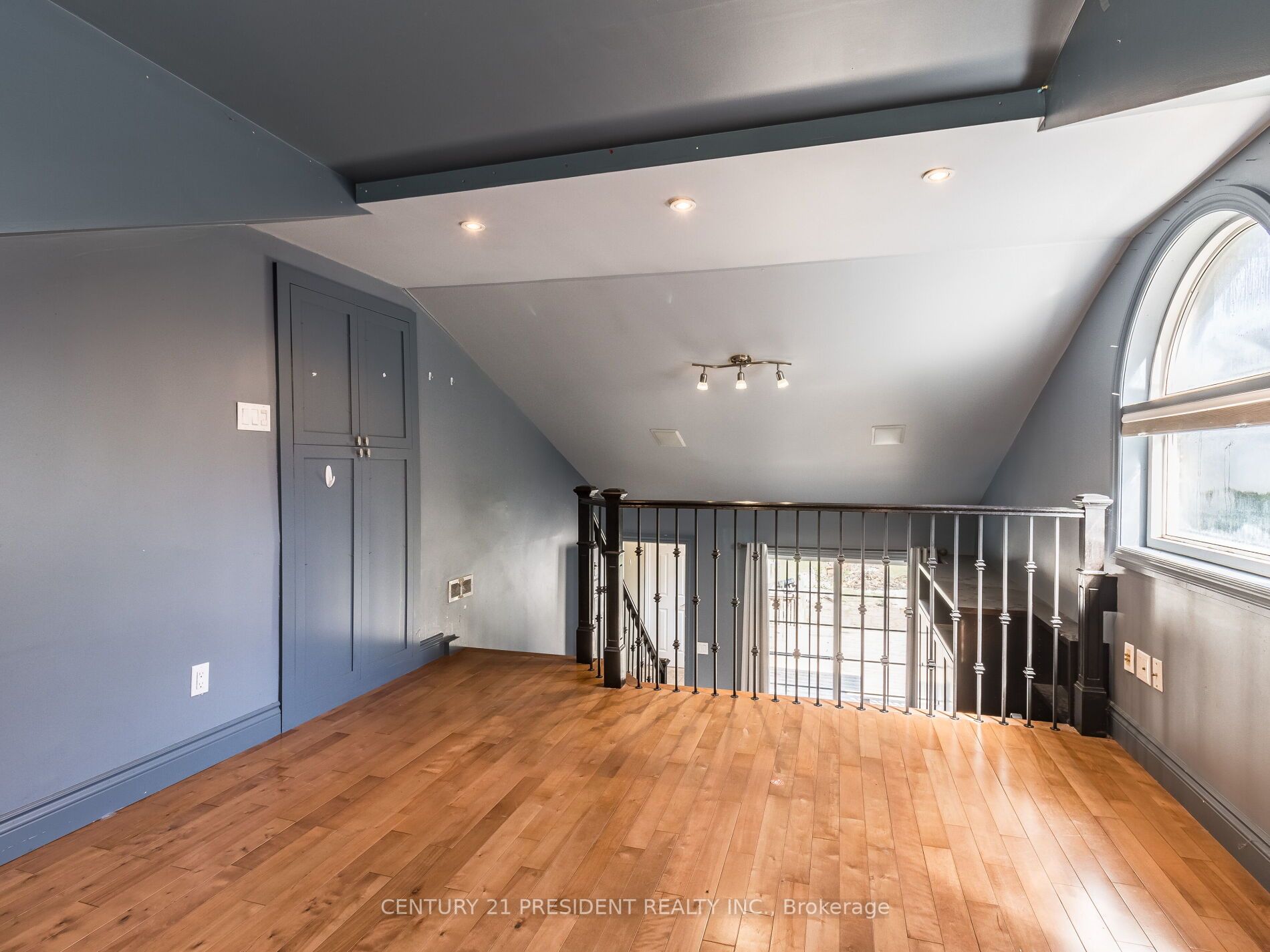 9612 Wellington  42 Road