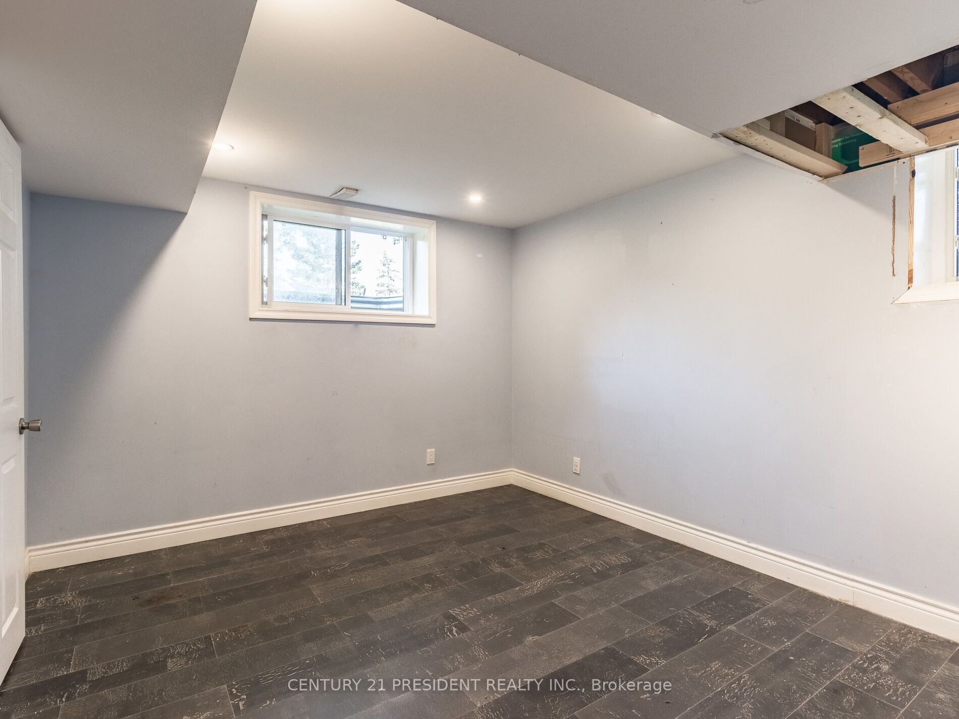 9612 Wellington  42 Road