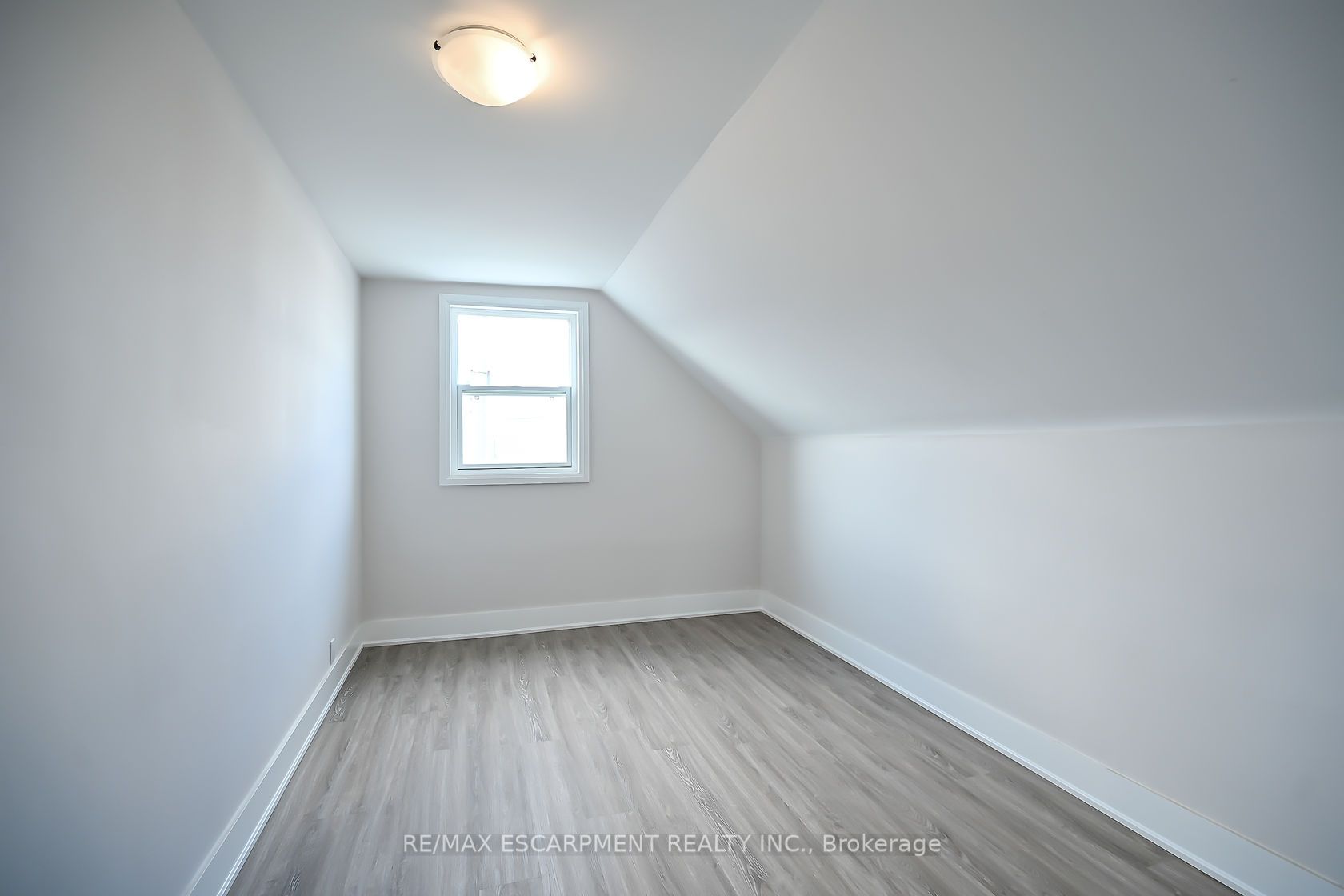 38 Frederick Ave
