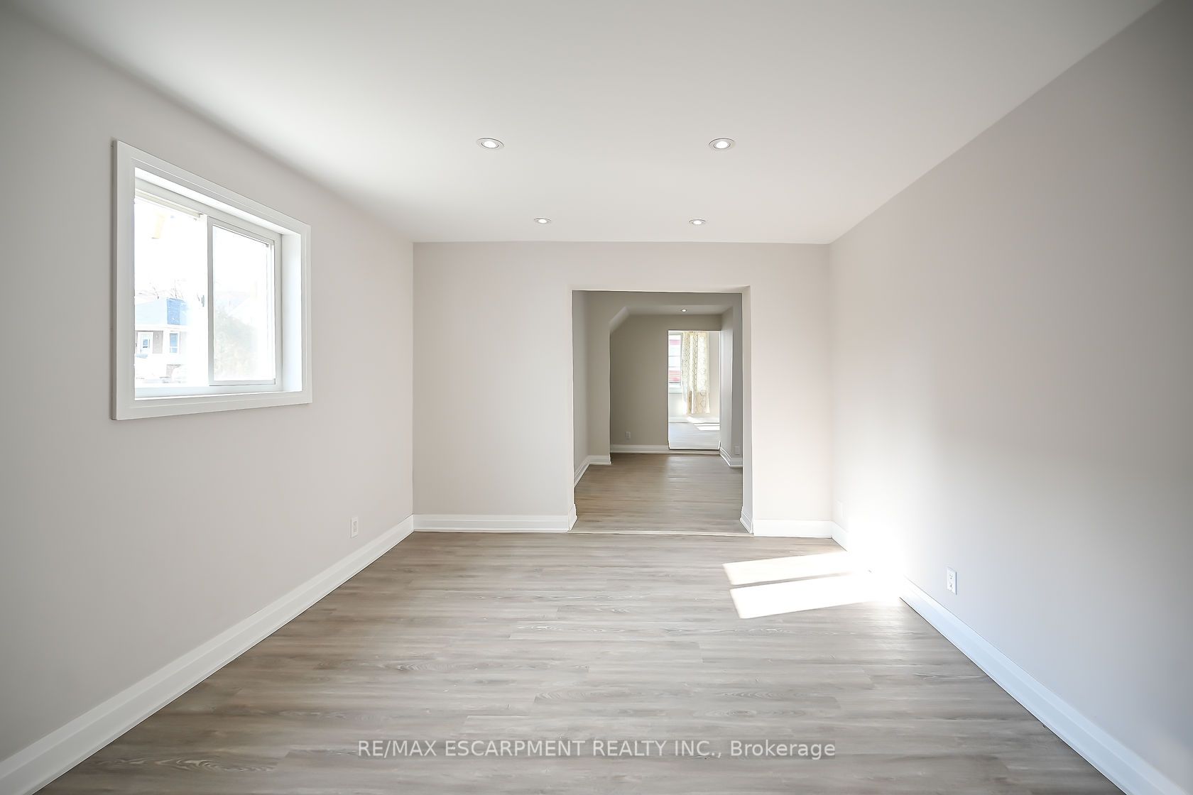 38 Frederick Ave
