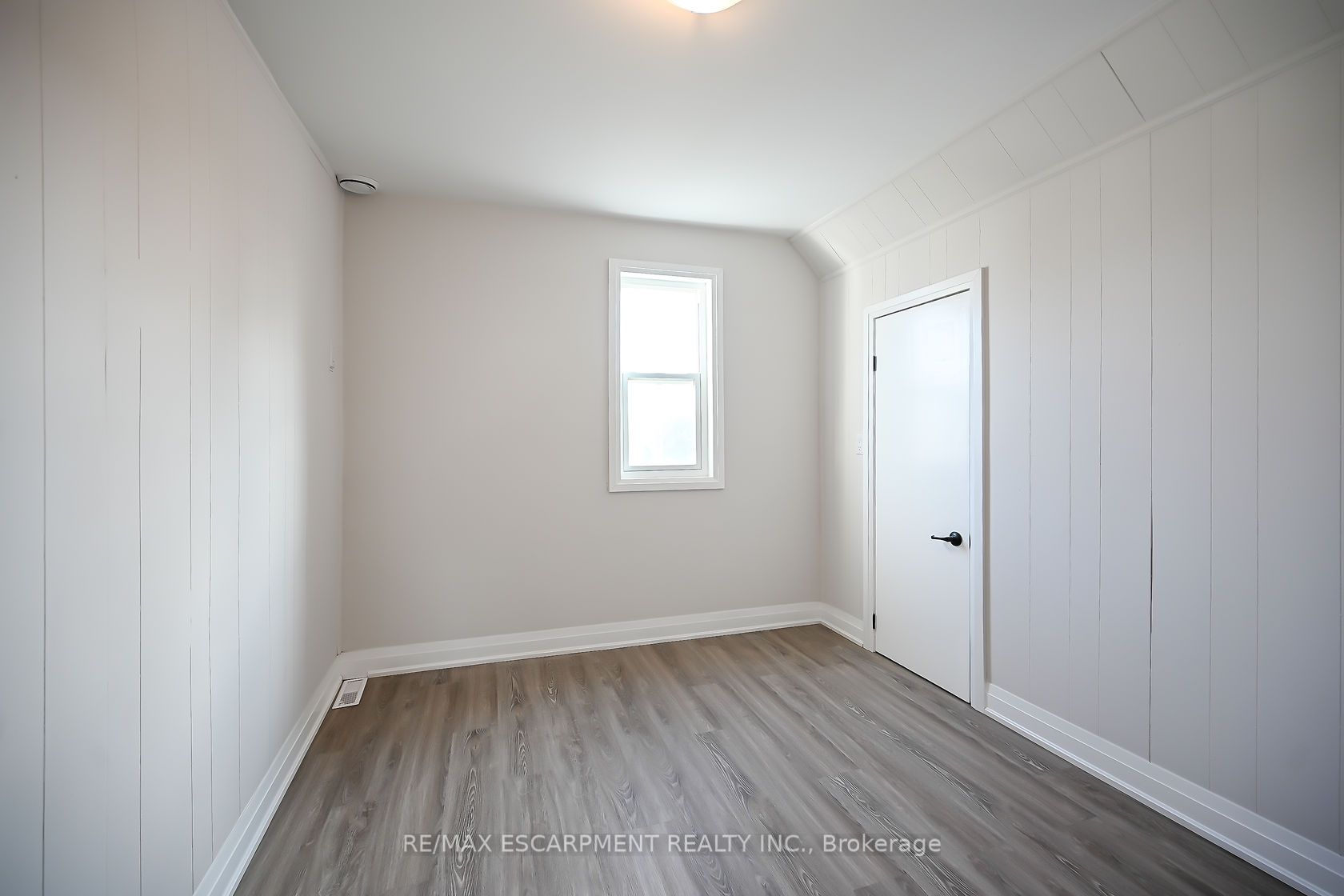 38 Frederick Ave
