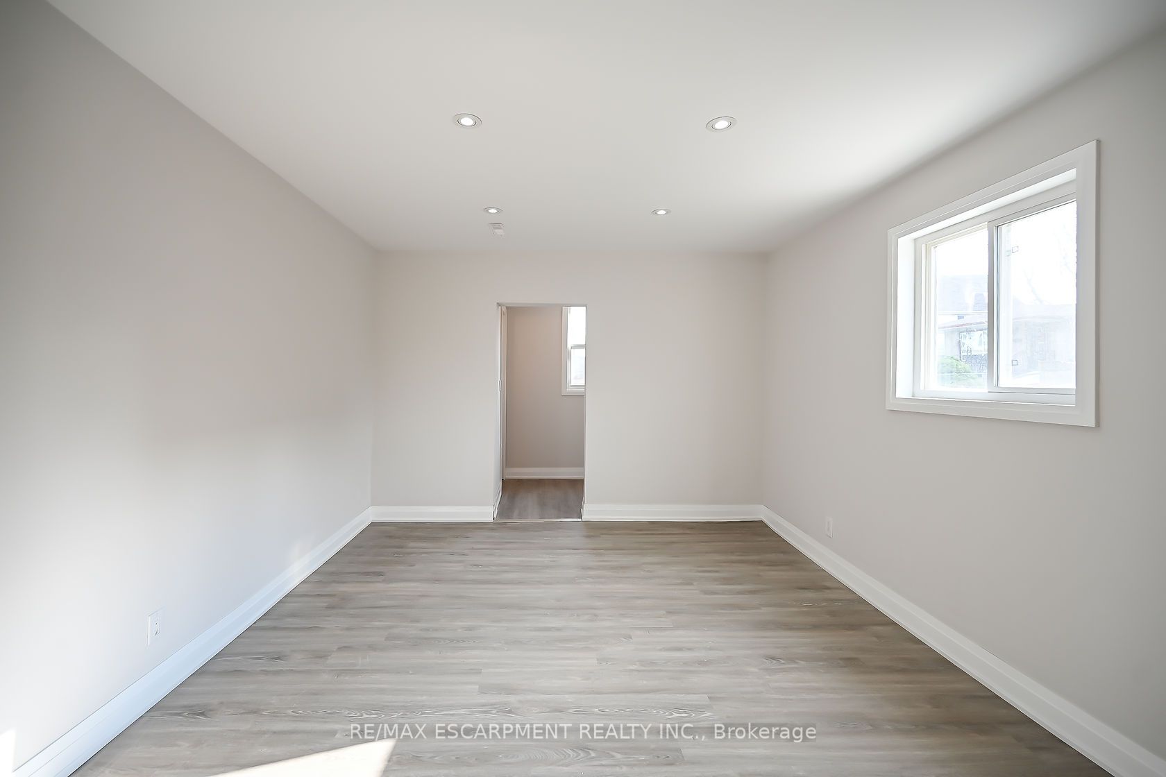 38 Frederick Ave
