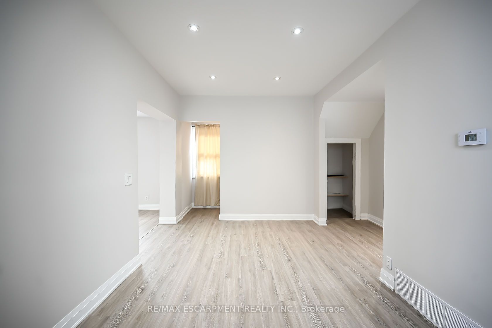 38 Frederick Ave