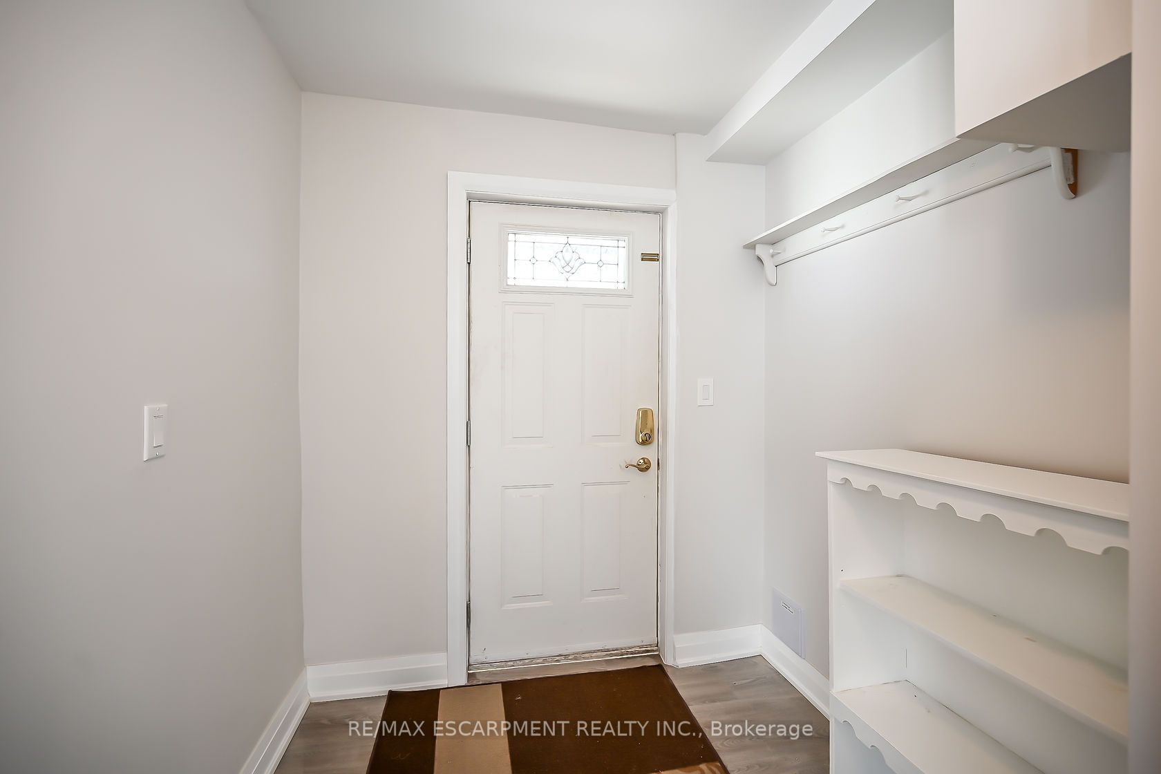 38 Frederick Ave