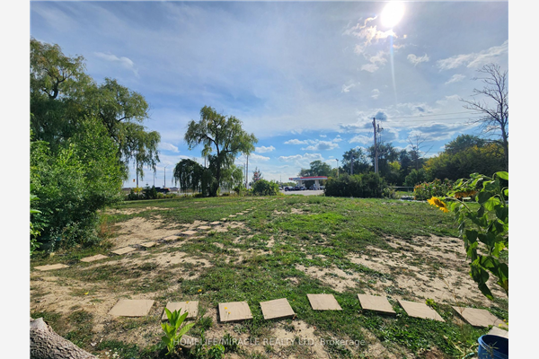 559 Dundas St E, Hamilton