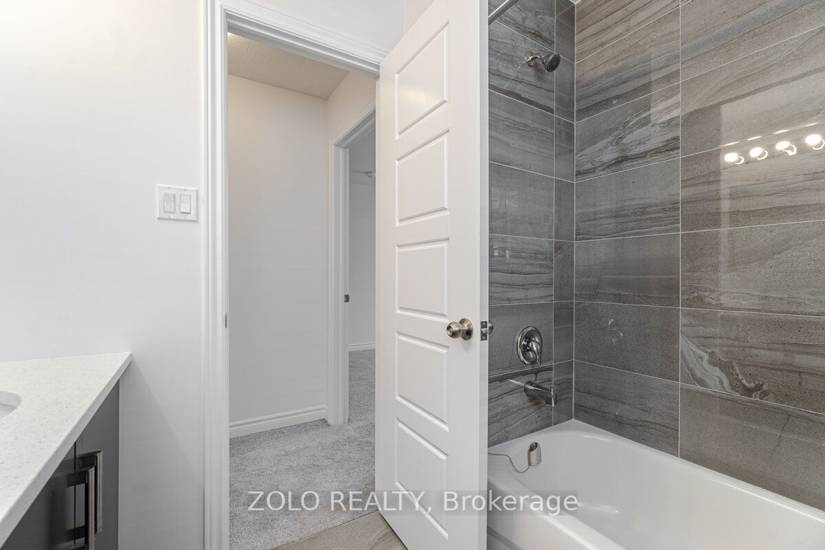 49 Elsegood Dr