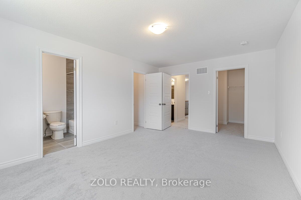 49 Elsegood Dr