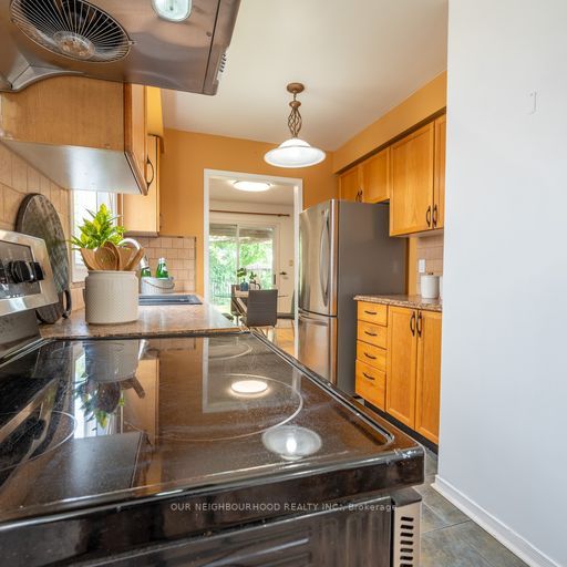 Listing X6650906 - Large Photo # 3