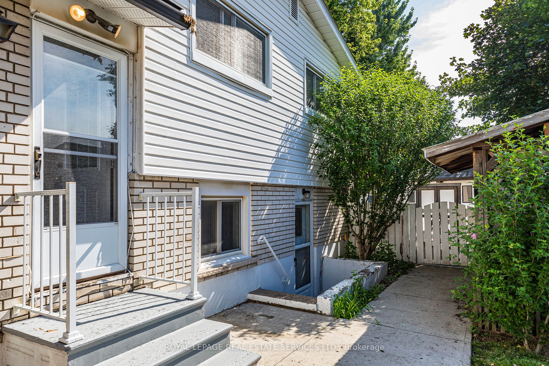 13 Crawford Dr