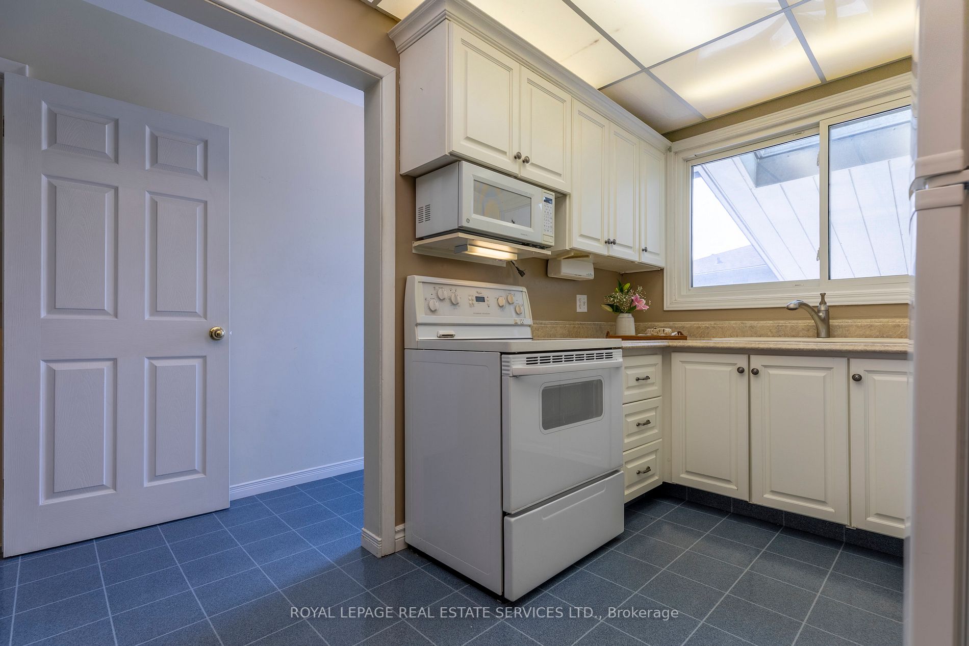13 Crawford Dr