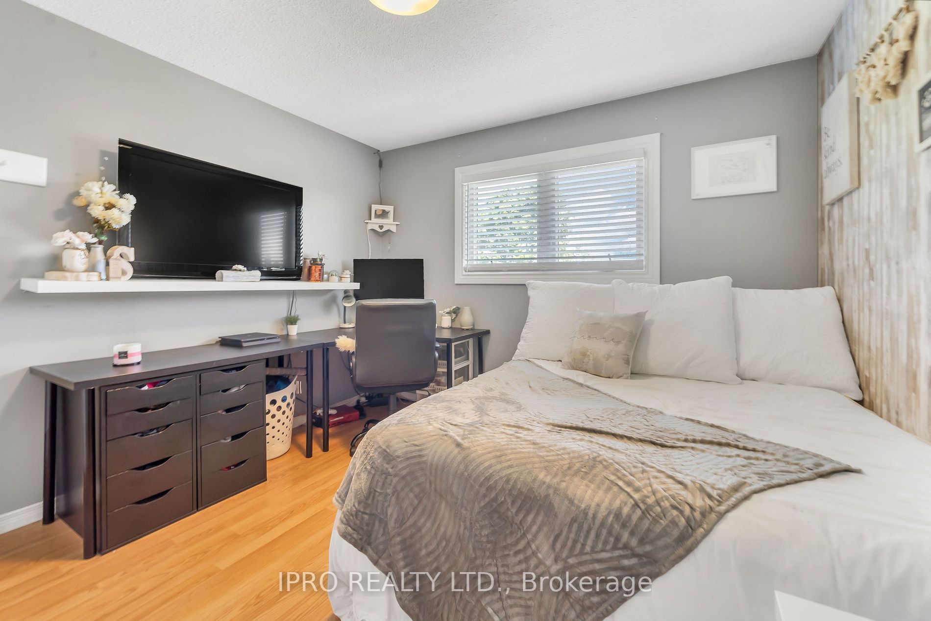 14 Mckibbon Avenue