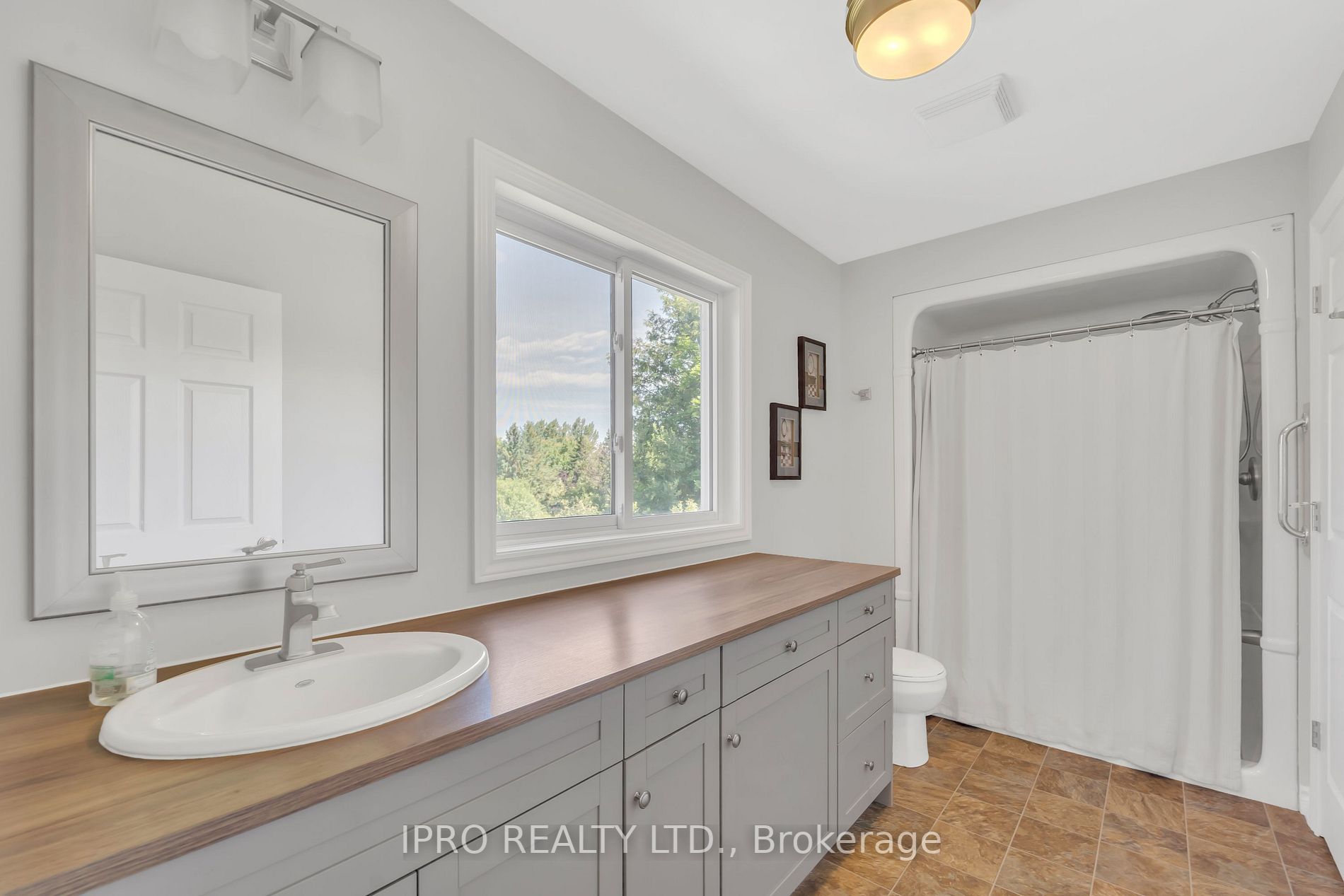 14 Mckibbon Avenue