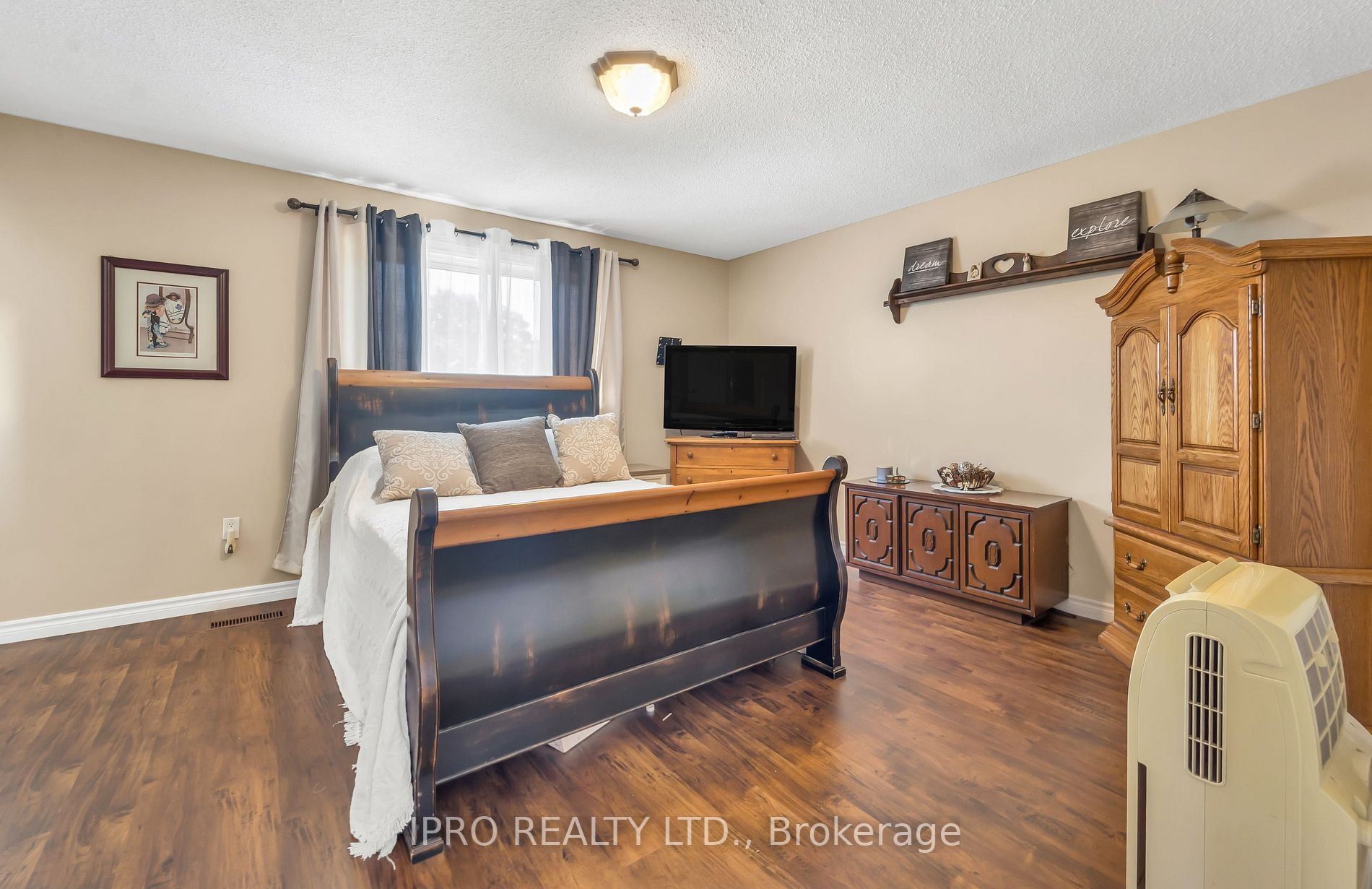 14 Mckibbon Avenue