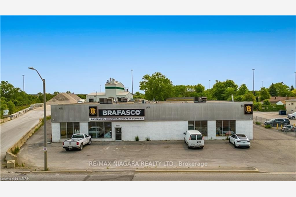 5232 Montrose Rd, Niagara Falls