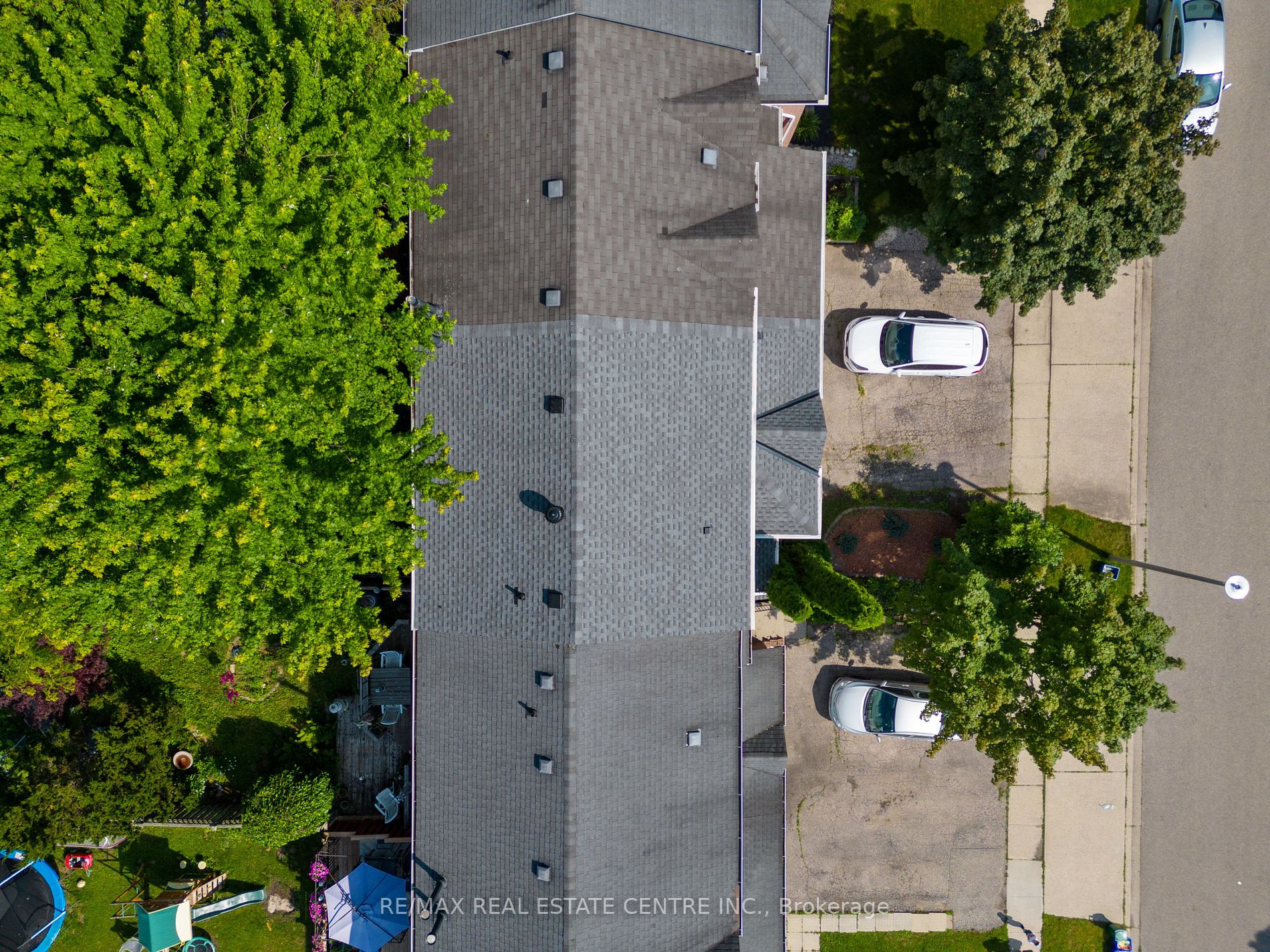 107 Middlemiss Cres