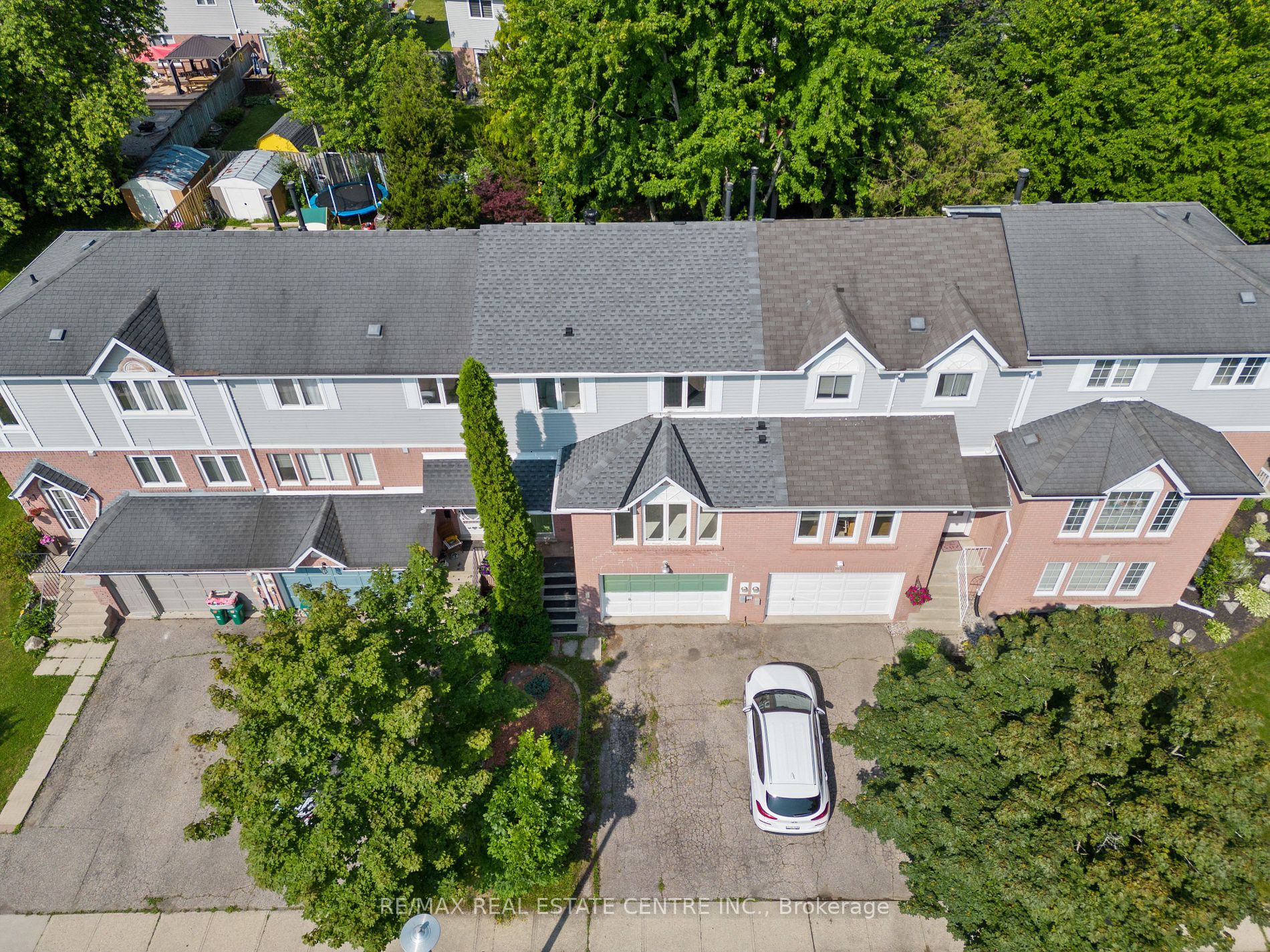 107 Middlemiss Cres