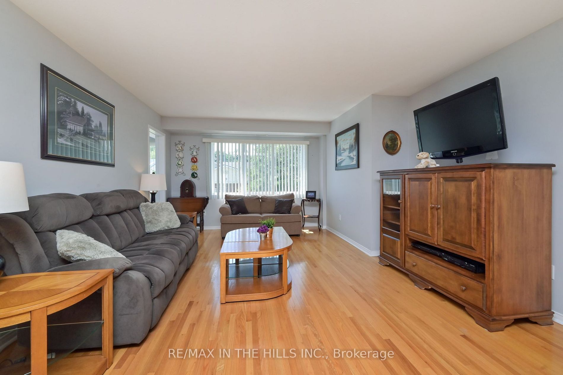 250 Robert Street, #211
