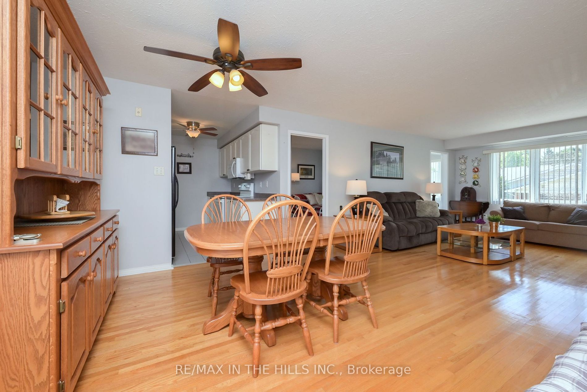 250 Robert St, #211