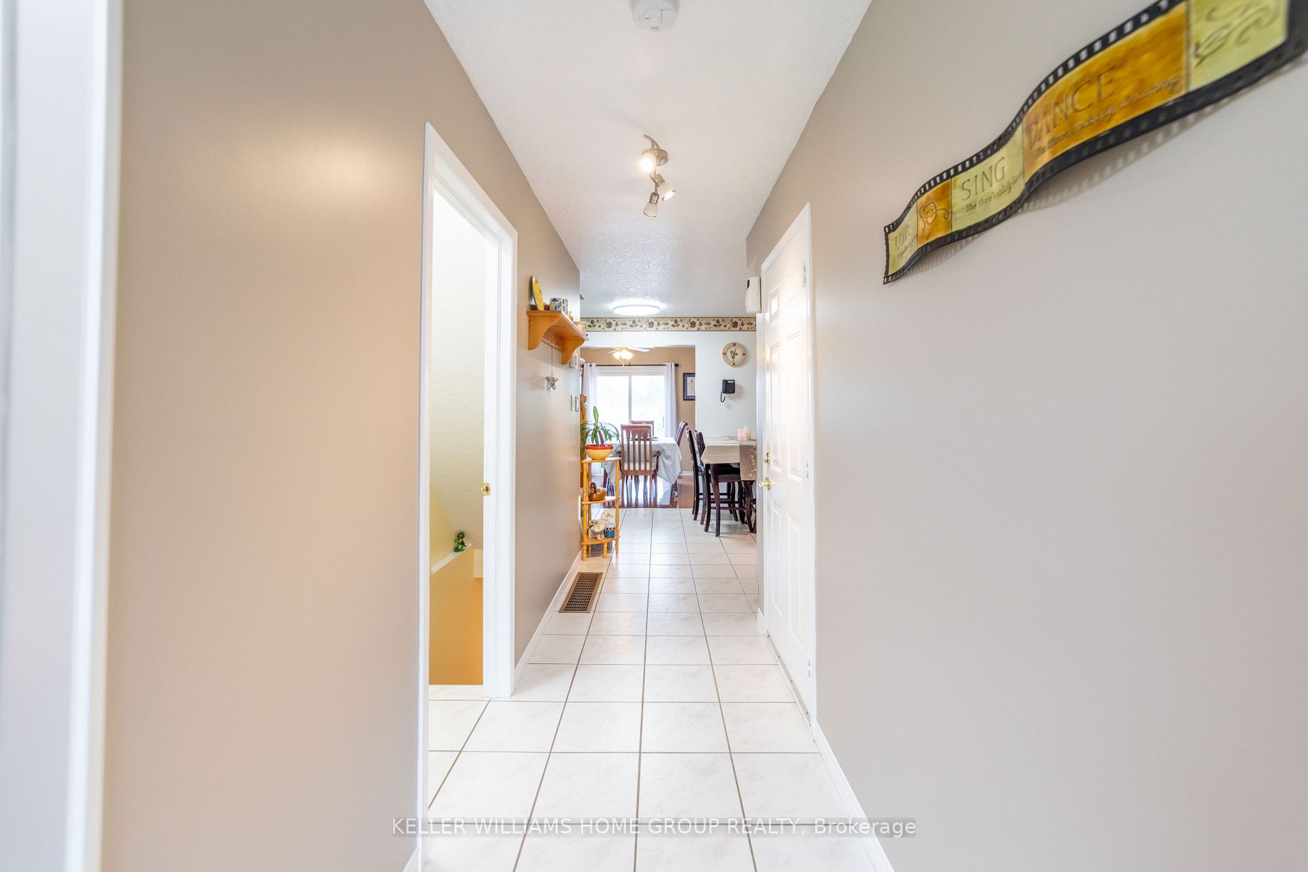 441 Simon Street
