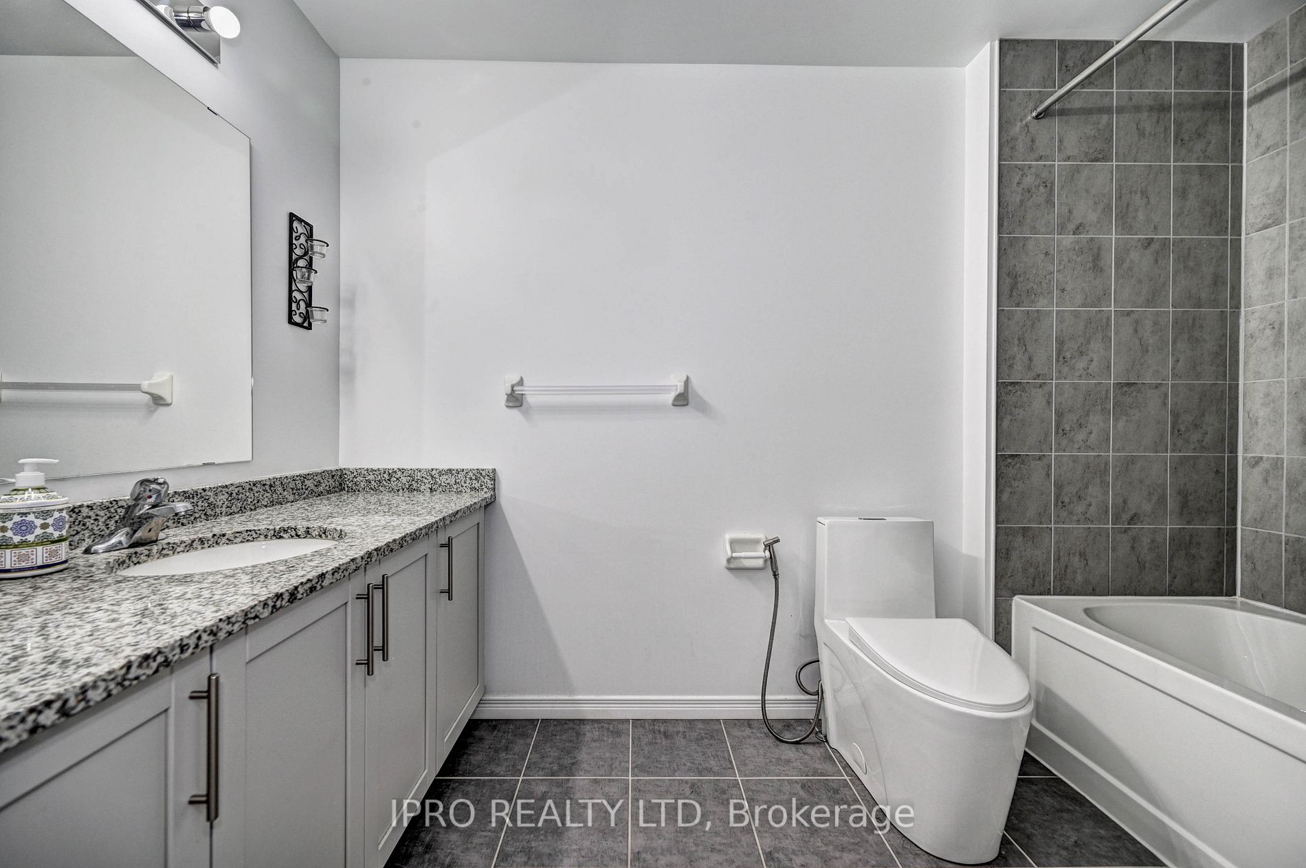 Listing X6654478 - Large Photo # 24