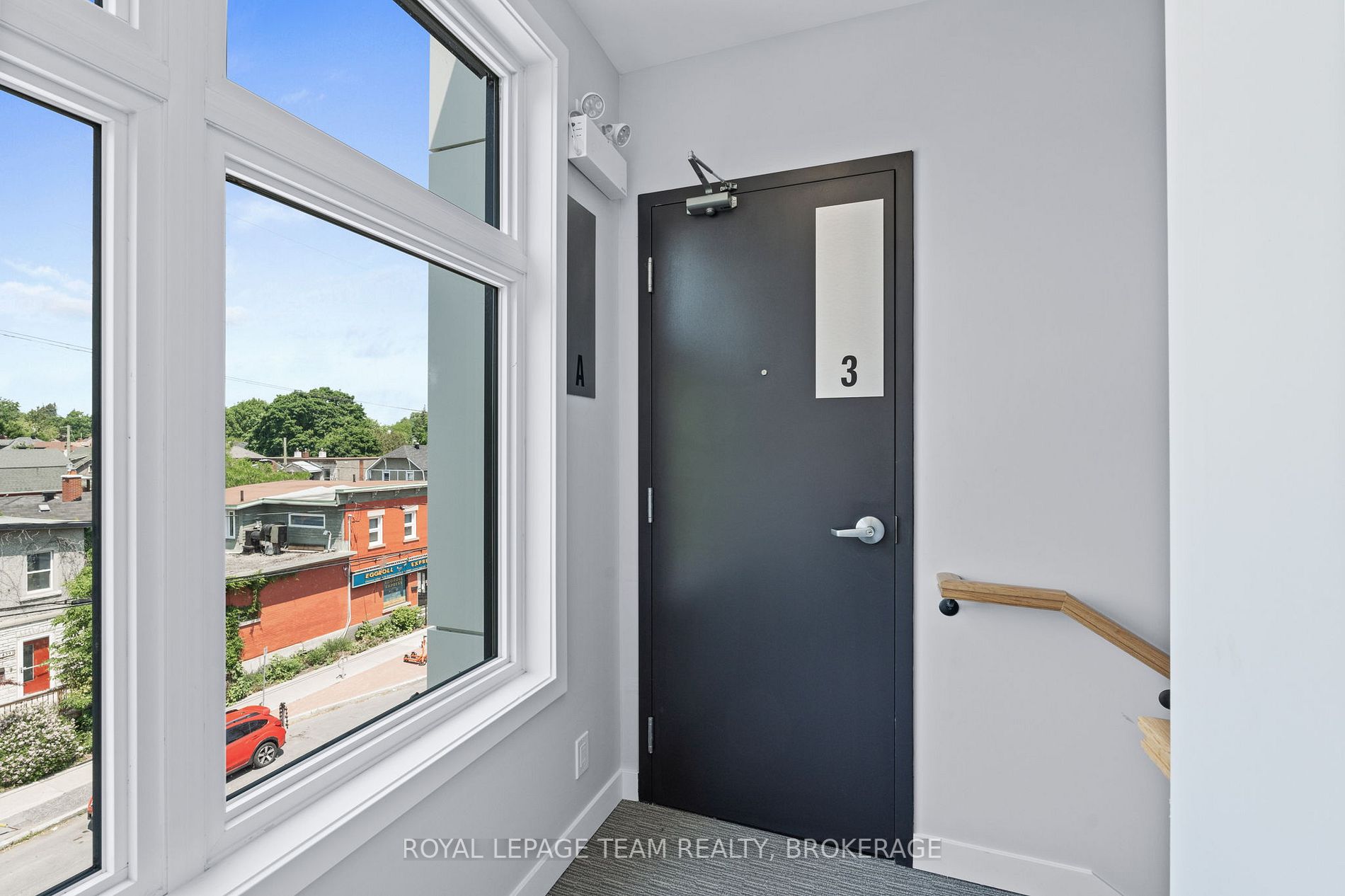 442 SUNNYSIDE Avenue