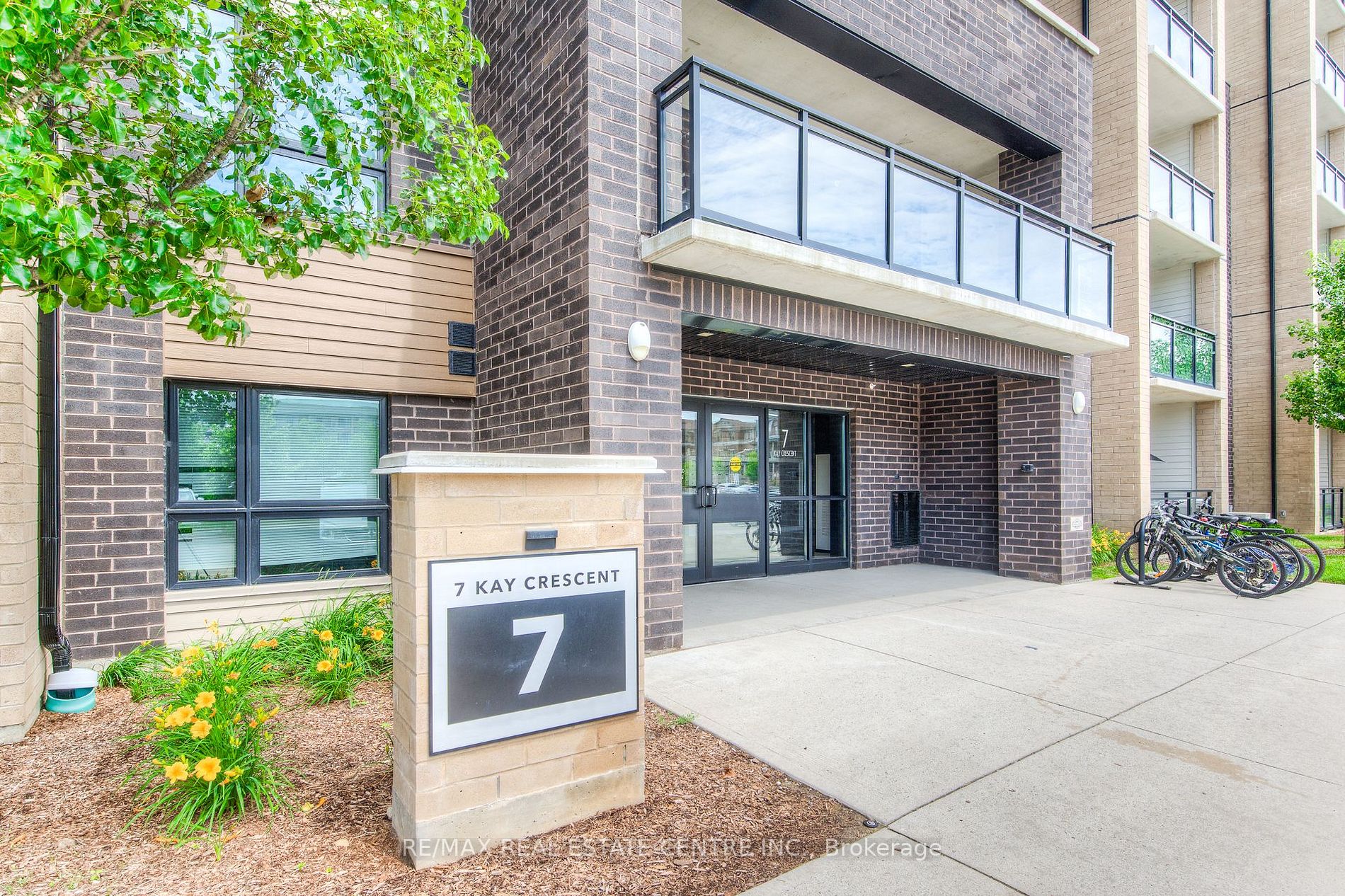 7 Kay Crescent, #515