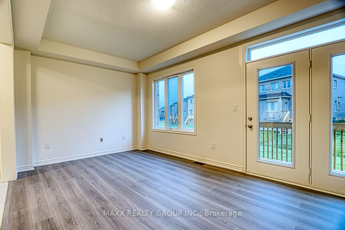 297 Great Falls Blvd
