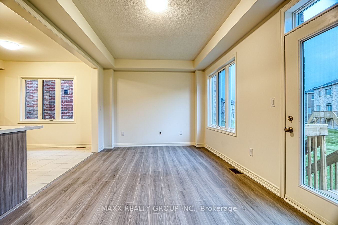 297 Great Falls Blvd