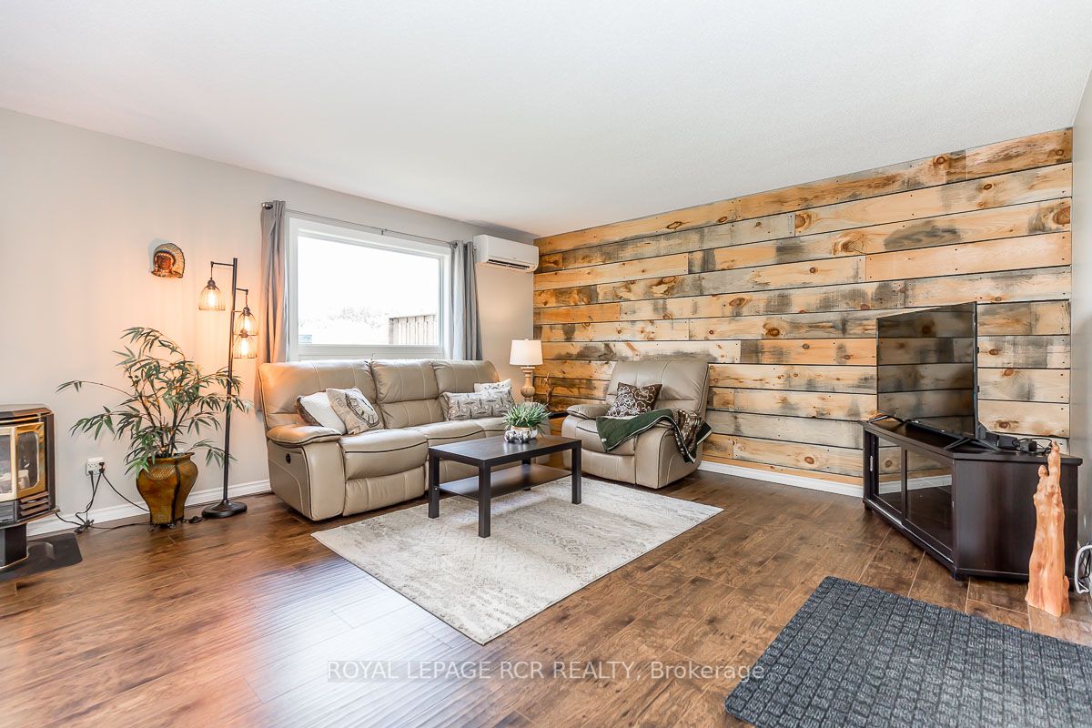 65 Scott Street W, #8