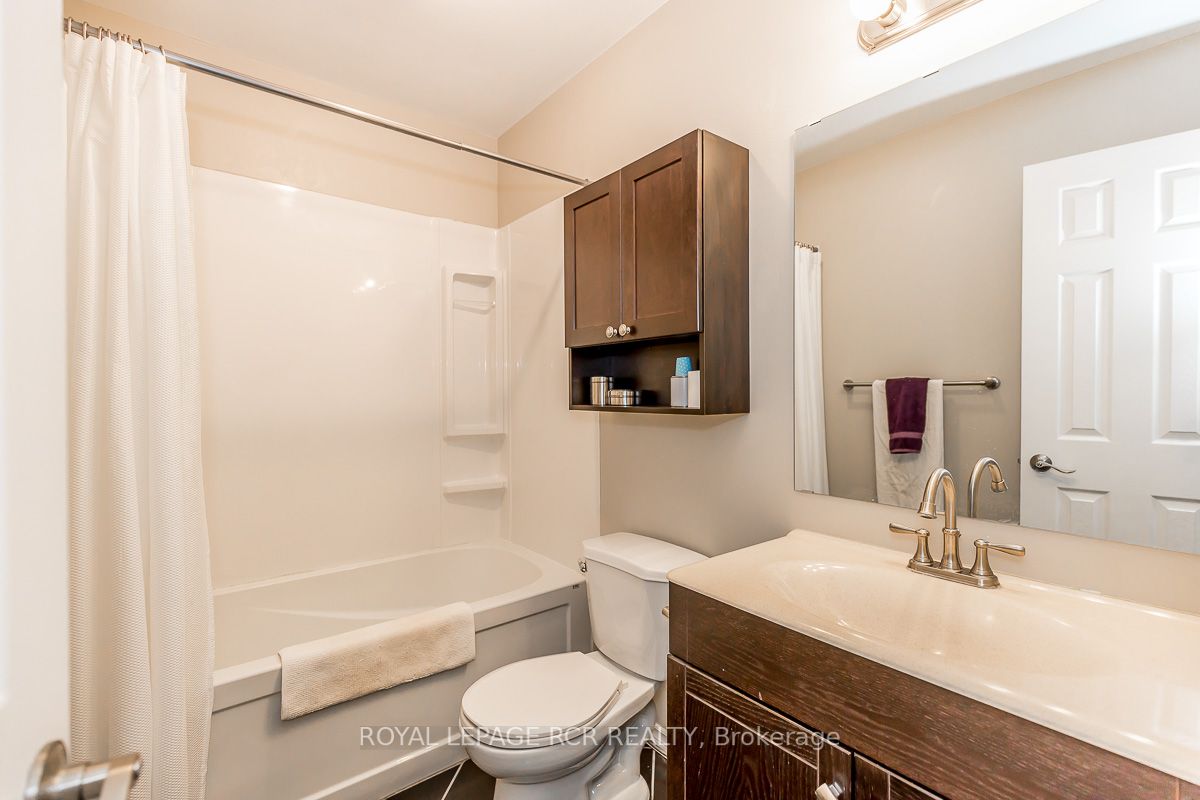 65 Scott Street W, #8