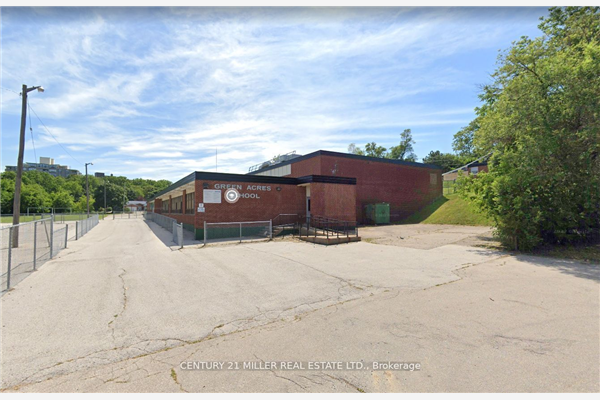 45 Randall Ave, Hamilton