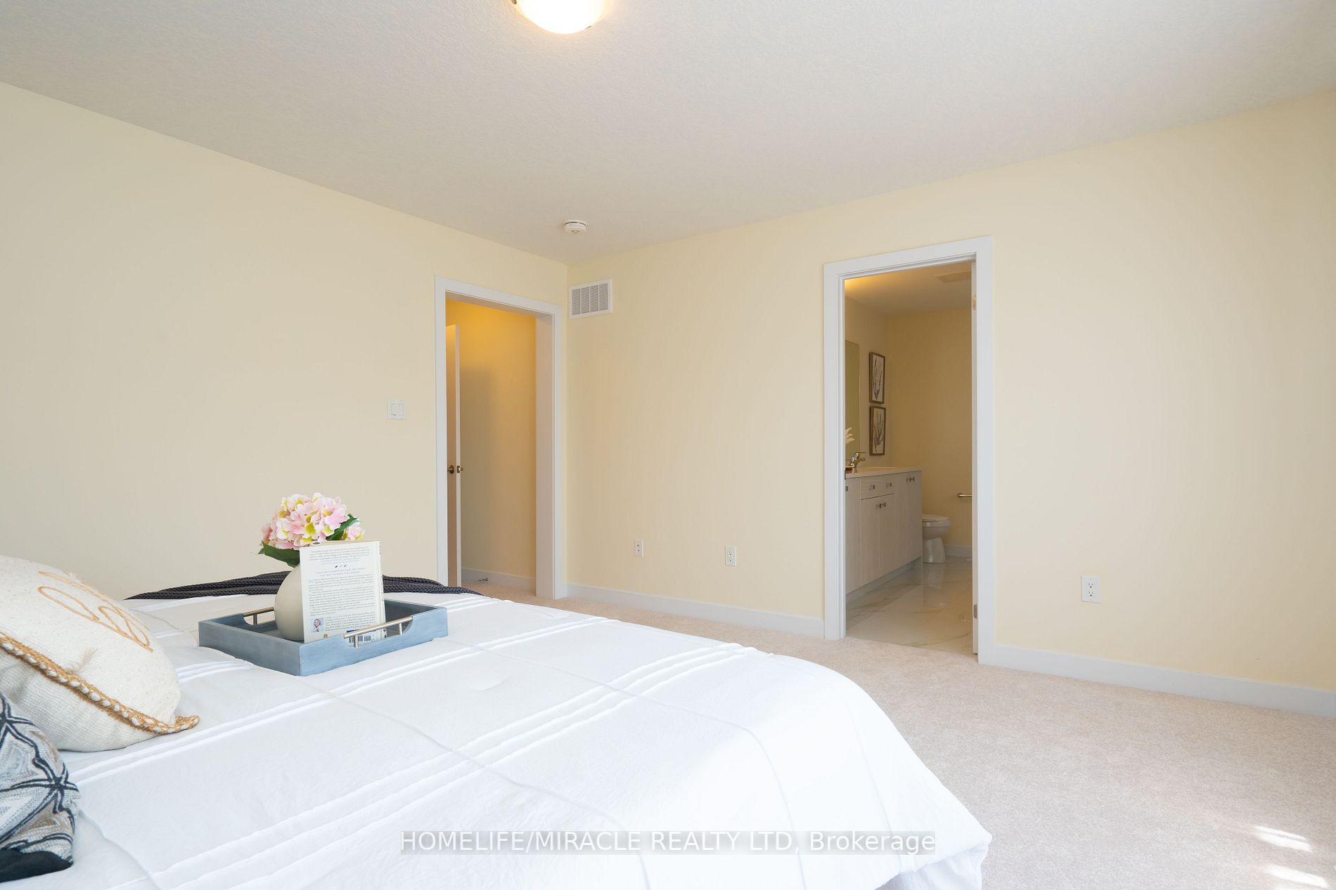 25 Downriver Dr