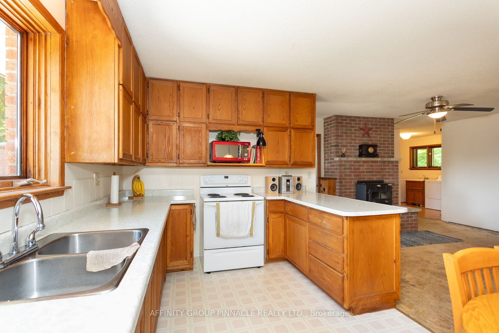 Listing X6658796 - Large Photo # 12
