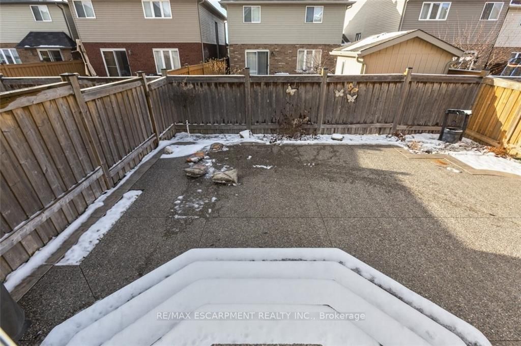 183 Pelech Crescent